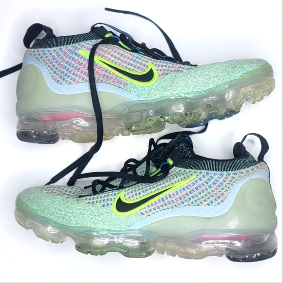 Nike Air Vapormax 2021 Flyknit - Picture 1 of 14